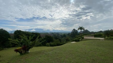 Casa Campestre en Arriendo en Condina, Pereira