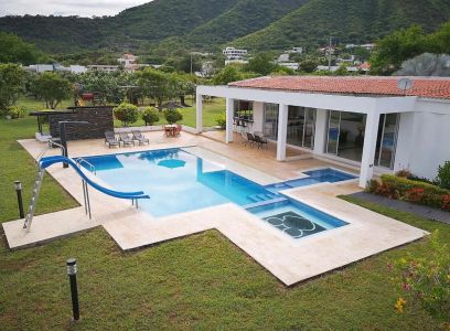 Casa Campestre en Venta en Anapoima