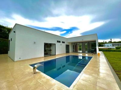 Casa Campestre en Venta en Cerritos, Pereira
