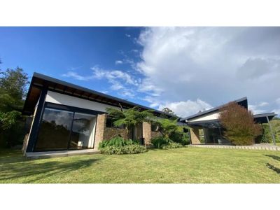 Casa Campestre en Venta en El Retiro