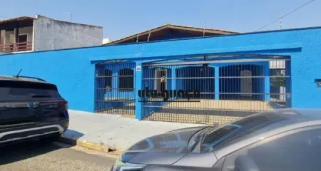 Casa com 3 dormitórios para alugar, 295 m² por R$ 6.000,00/mês - Brasil - Itu/SP