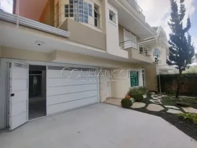 casa com 4 quartos para alugar no Hugo Lange, Curitiba - PR | Confiancce Imóveis