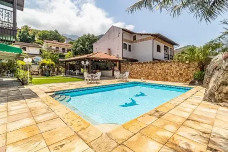 Casa com 5 dormitórios à venda, 450 m² por R$ 2.800.000,00 - Freguesia (Jacarepaguá) - Rio de Janeir