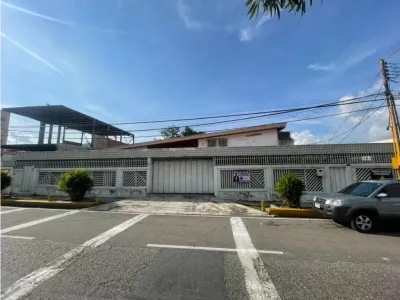 Casa Comercial En Venta El Viñedo Valencia Up-6961190