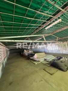 Casa Comercial y galpón Urb. Urdaneta, Remax Millenium Foto 3 de 8