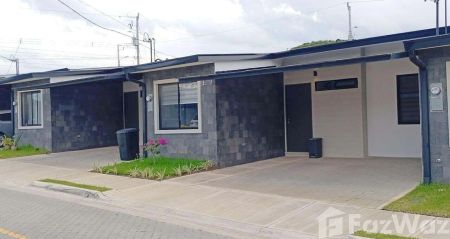 Casa de 2 Habitación en Alquiler en Santa Ana for ₡883,000/mo  Foto 1 de 5