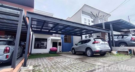 Casa de 3 Habitación en Alquiler en CONDOMINIO TERRAFE: Condominium For Sale in Ulloa for ₡628,000/mo 