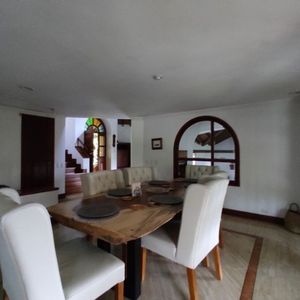 Casa de 3 Habitación en Alquiler en Envigado, Antioquia for $18,000,000 COP/mo  Foto 2 de 5