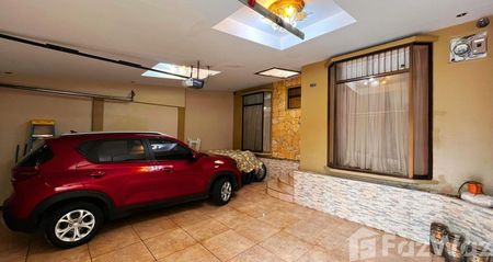 Casa de 3 Habitación en Venta en Condominium For Sale in Cartago for ₡57,800,000 