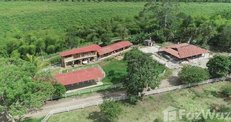 Casa de 3 Habitación en Venta en Montenegro, Quindio for $2,500,000,000 COP