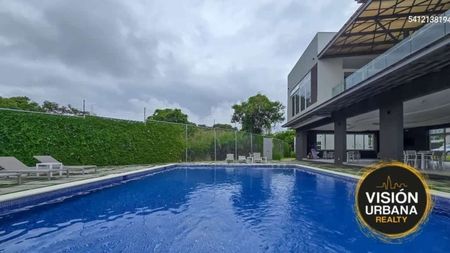  Casa de 3 Habitaciones con Línea Blanca en Condominio Guachipelín 3-10