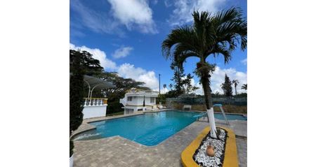 Casa de 7 Habitación en Alquiler en Pereira, Risaralda for $3,000,000 COP/mo 