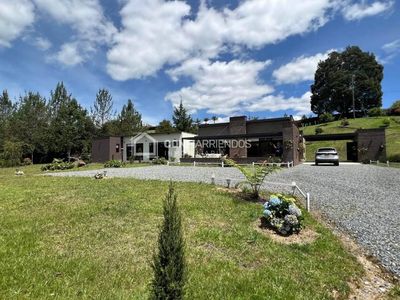 CASA DE CAMPO EN VENTA