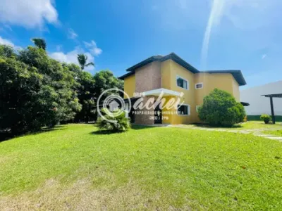 Casa de condomínio 5/4 com energia solar à venda em Busca Vida