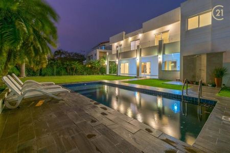 CASA DE LUJO, COLINAS DEL URUBO SECTOR 1