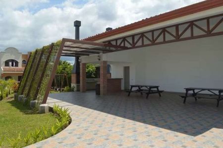 Casa de una planta en Escazú 18242