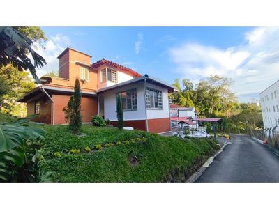 CASA EN ALQUILER ALTA PRADERA DOSQUEBRADAS