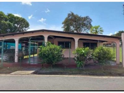 Casa en alquiler Barrio Colón, La Chorrera