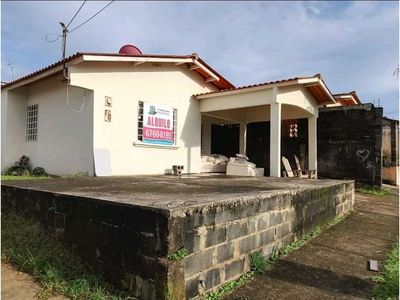 Casa en alquiler Ciudad Vacamonte, Arraiján