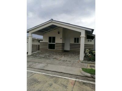 Casa en alquiler Cocolí, Arraiján