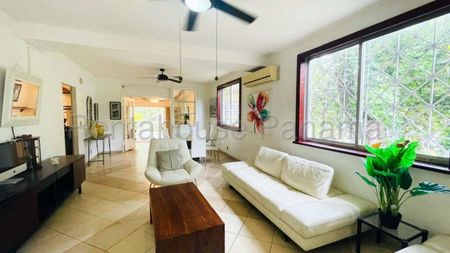  Casa en Alquiler en Ancon KC Foto 1 de 20