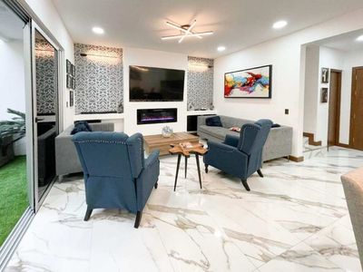  Casa en Alquiler en Escazú