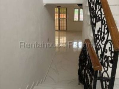  Casa en Alquiler en Villa De Las Fuentes 26jack3641