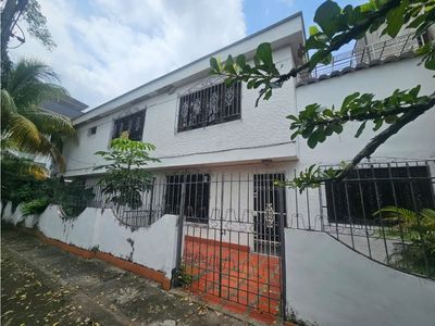 Casa en arriendo El Refugio, Oeste