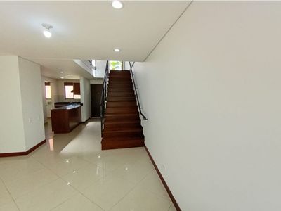 Casa en arriendo El Tesoro, Suroriente Foto 1 de 22