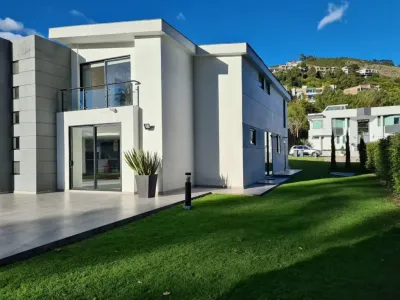 Casa en Arriendo en Bogotá Foto 1 de 20