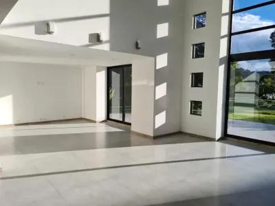 Casa en Arriendo en Bogotá Foto 2 de 20