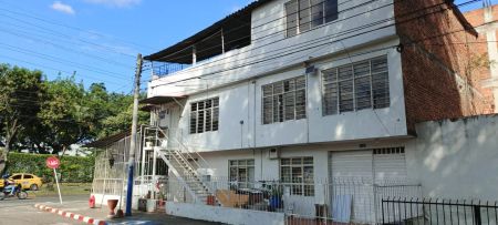 Casa en Arriendo en La Nueva Base, Cali