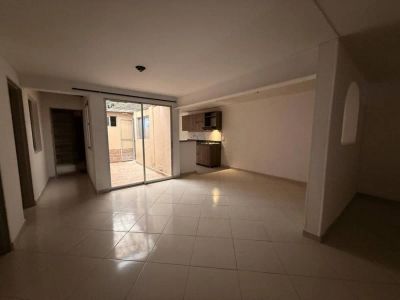 Casa en Arriendo en Santa Mónica, Medellín Imagem 4 de 16