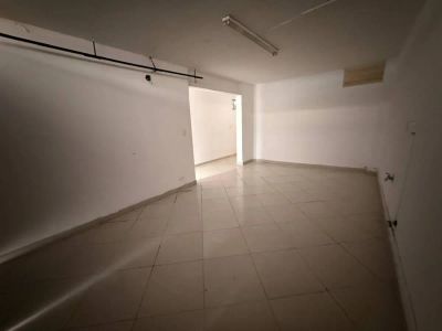 Casa en Arriendo en Santa Mónica, Medellín Imagem 6 de 16
