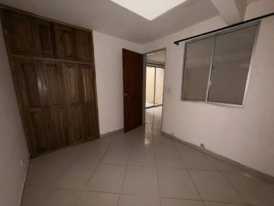 Casa en Arriendo en Santa Mónica, Medellín Imagem 8 de 16