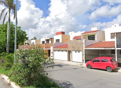 CASA EN VENTA EN CANCUN QRO