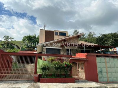 Casa en venta en Carialinda Naguanagua Carabobo Desiree Castillo Rentahouse
