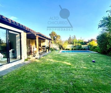 Casa en Venta en Colina, Piedra roja