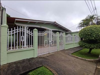  Casa en venta en Colón YM