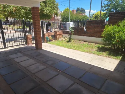 Casa en Venta en Gobernador Alcorta 100, Villa Carlos Paz Imagem 5 de 33