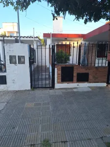 Casa en Venta en Gobernador Alcorta 100, Villa Carlos Paz Imagem 31 de 33