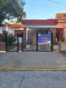Casa en Venta en Gobernador Alcorta 100, Villa Carlos Paz Imagem 33 de 33