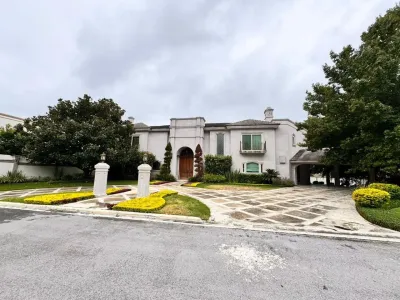 Casa en Venta en Huajuco, Portal del Huajuco