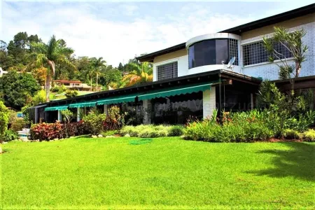 Casa En Venta En La Lagunita Caracas Jardin Vista Panoramica