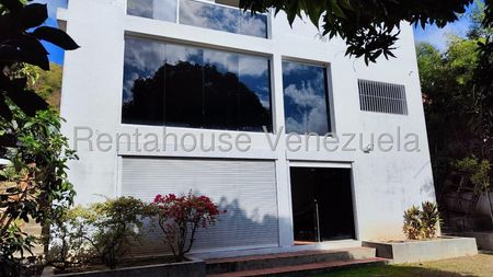 Casa En Venta En Prados Del Este Planta Electrica Calle Cerrada