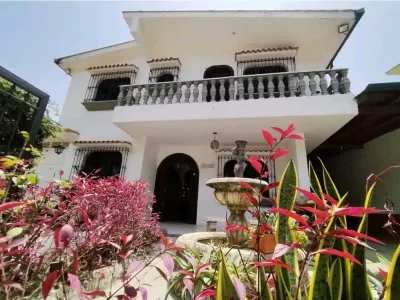 Casa En Venta, Las Chimeneas Valencia Em-8370395