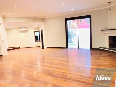 Casa en venta Las Lomas 4 ambientes