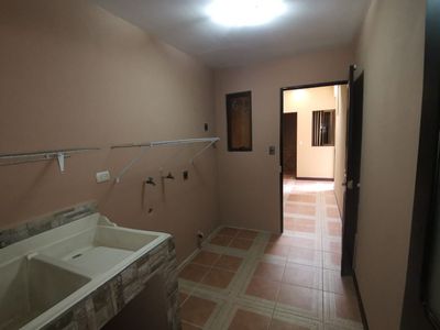 CASA EN VENTA SAN FRANCISCO DE HEREDIA Foto 3 de 10