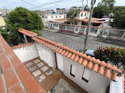 Casa en venta ubicada en la Esmeralda San Diego Carabobo Cod 25-12756 Eloisa Mejia