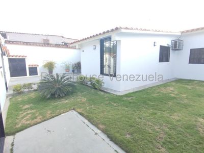 Casa en venta ubicada en Loma Linda Guacara Carabobo Venezuela Cod 25-19427 Eloisa Mejia